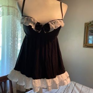 Victoria Secret blk tshirt with white satin 36D